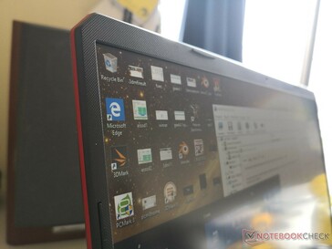 Inner plastic bezels are textured instead of smooth unlike on most other budget laptops. Note the glare even when indoors