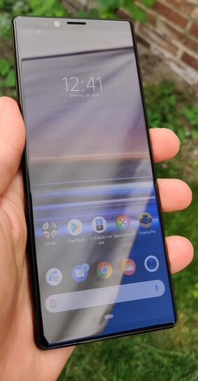 Sony Xperia 1 Smartphone Review It Takes More Than Just A Fancy Display To Challenge Established Flagships Notebookcheck Net Reviews