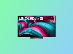 The LG C5 is brighter than its predecessor and much better at fighting off glare in bright rooms. (Image source: LG USA / Notebookcheck, edited)