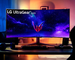 The UltraGear 45GR95QE is one of the first large, curved, 240 Hz and OLED gaming monitors. (Image source: LG)