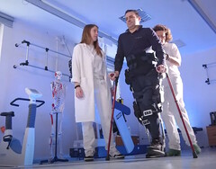 Rehab Technologies TWIN exoskeleton assists in rehabilitation of stroke and spinal cord injury patients. (Source: Rehab Technologies on YouTube)