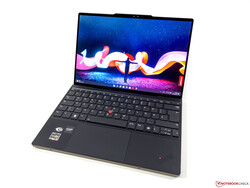 Review: Lenovo ThinkPad Z13 G1 OLED. Test unit supplied by Lenovo Germany