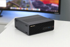 Minisforum MS-S1 Max with AMD Ryzen AI Max+ 395 and 128 GB RAM (Image source: Notebookcheck)