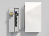 Eaton's AbleEdge smart breaker and Tesla's Powerwall (Image Source: Eaton)