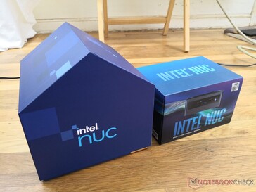 NUC 11 box (left) is significantly larger than the NUC 10 box (right)