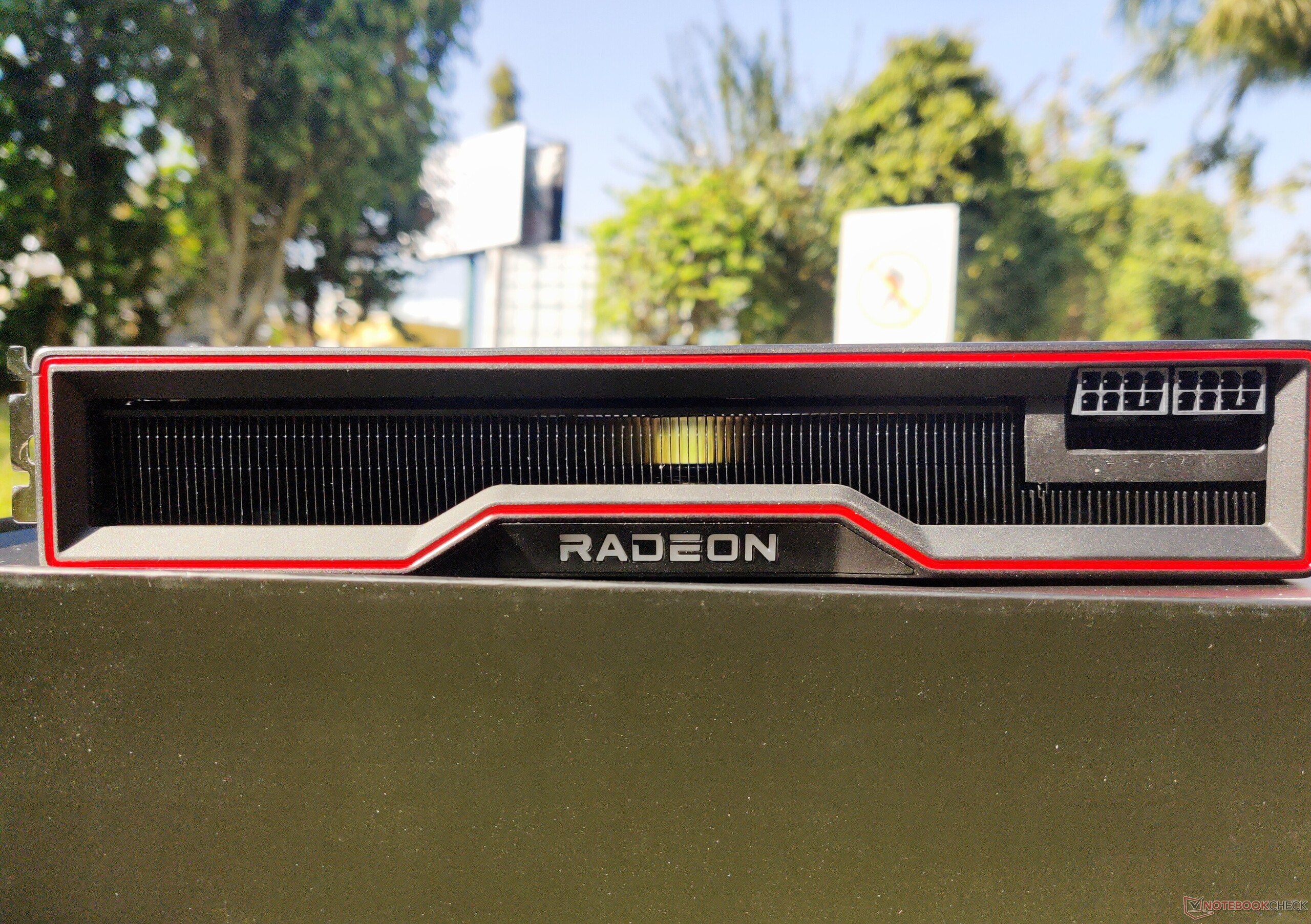 AMD Radeon RX 6900 XT Review: Near-RTX 3090 performance for US$500 less but  only marginally better than RX 6800 XT -  Reviews
