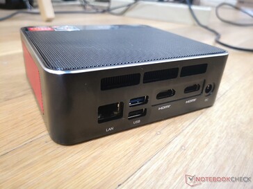Rear: Gigabit RJ-45, 2x USB 3.0, 2x HDMI 2.0, AC adapter