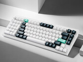 Keychron Q12 HE white wireles gaming productivity keyboard