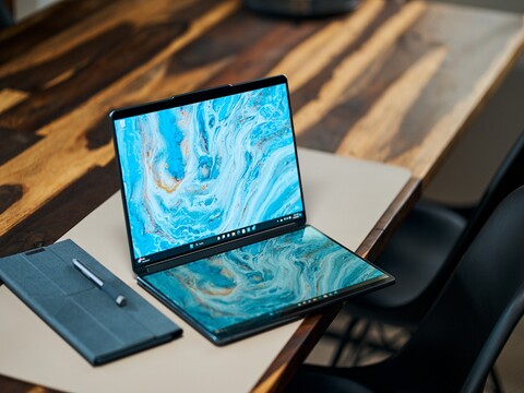 Lenovo Yoga Book 9 13IMU9 2-in-1 dual screen review: Core Ultra 7 155U and Arc 4 are a mixed bag