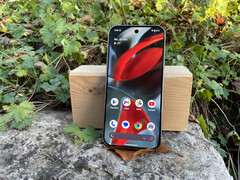 The Pixel 9 Pro is an absolute steal at just $600. (Image source: Manuel Masiero / Notebookcheck)