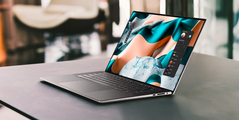 The XPS 15 9500, a step up from the XPS 15 7590 but a step down from the XPS 17 9700 (Image source: Dell France via u/stblr)