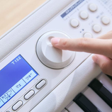 The Casio LK-550WE keyboard
