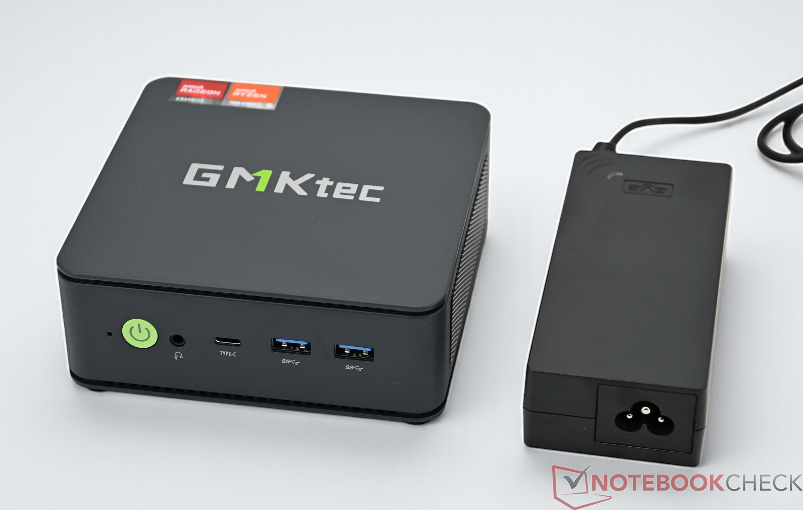 Mini PC at a great price with AMD Ryzen power and USB4 versatility
