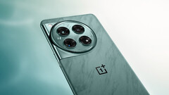 OnePlus 12 drops as low as $699.99 on Amazon (image source: OnePlus)