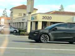 Tesla's updated Model Y - codenamed Juniper - is shaping up to be quite an intriguing facelift. (Image source: @Y2KColin on X/Twitter)