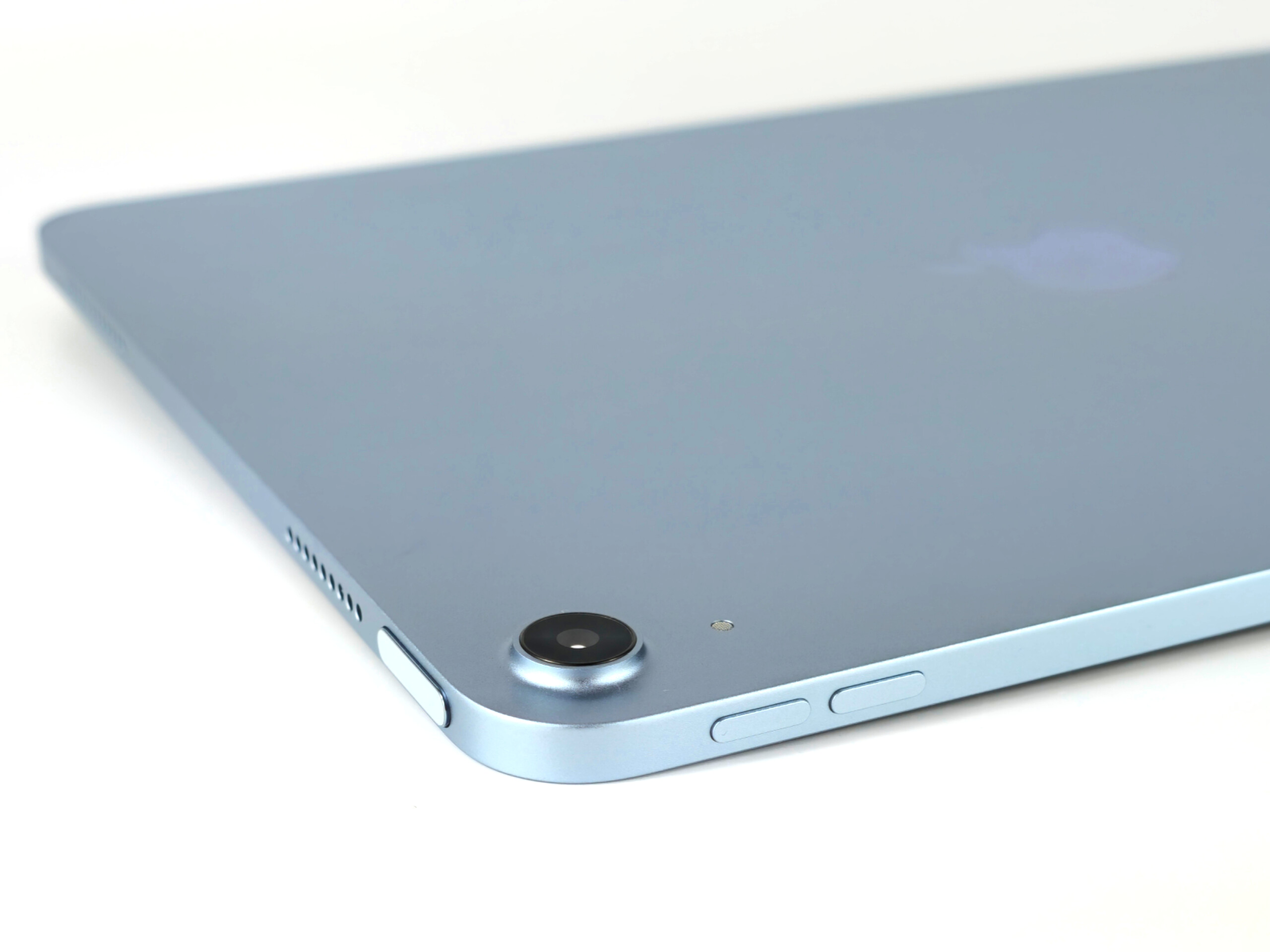 Apple iPad Air 11 (2025) Gen 6 review The powerful Apple tablet with