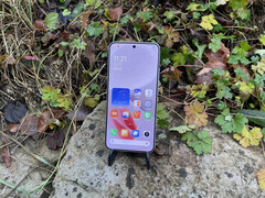 The Xiaomi 15 is currently only available via import and starts at around $800 (Image source: Notebookcheck)