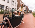 The Decathlon BTWIN Electric Family Cargo Bike F900E. (Image source: Decathlon)