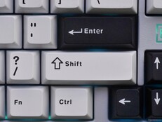 Epomaker Galaxy68 misaligned key legends.