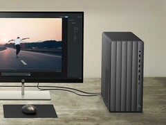 HP Envy TE01-5100t desktop PC on desk