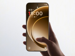 OnePlus 15 is claimed to feature 1.15 mm bezels on all four sides. Pictured: the front of the phone. (Image source: OnePlus)