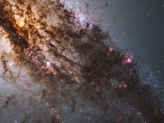 An image showing a galaxy.