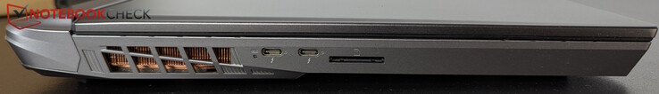Left: 2x USB-C with TB5 and PD, SD reader