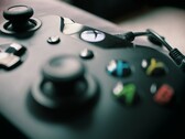 Xbox controller, Xbox Series X | S backward compatibility update allegedly coming February 2021
