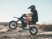 The Yozma IN 11 electric dirt bike comes with auto-assist wheelie feature