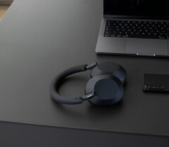 The new generation of WH-1000X headphones retails for US$50 more than the WH-1000XM4. (Image source: Sony)