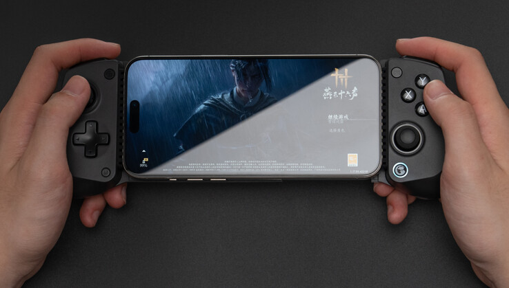 The GameSir X5s is compatible with devices that are between 105-213 mm wide. (Image source: GameSir)