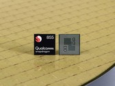 Early samples of the Snapdragon 855 appear to be marginally faster than the Exynos 9820. (Source: CNet)