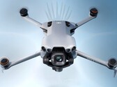 The contents of the DJI Mini 5 Pro Fly More Combos have now been leaked in official images. (Image source: @quadro-news, edited)