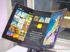 Samsung&#039;s first tri-fold, likely called the Galaxy G Fold, could once again be exclusive to China and South Korea. (Image source: Alexander Fagot, Notebookcheck)