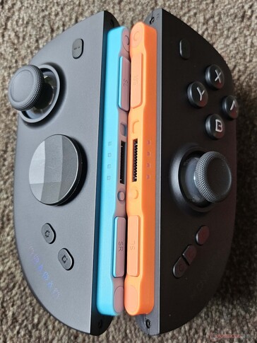 The M12S controllers snap into place magnetically, just like the originals.