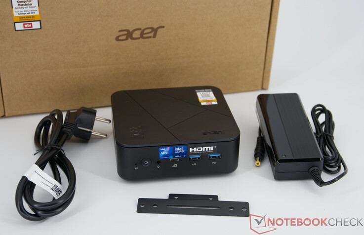 Package Contents of the Acer Revo Box RB102