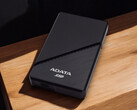 Short review of the ADATA SE920: How does the ultra-fast external SSD with active cooling and USB 4 perform in practice?
