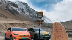 Model X and Model Y at Mt Everest base camp (image: Tesla)