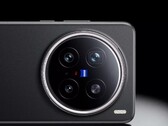 The Vivo X200 Pro. (Image Source: Vivo)