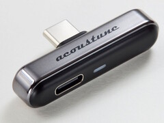 The Acoustune ATX001 Bluetooth transmitter adds high-resolution Bluetooth music codecs to Android and Apple smartphones.