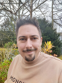 Selfie taken with the Nubia Z70 Ultra