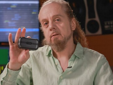 The SmallRig S70 microphone is tuned by Grammy Award-winning engineer Luca Bignardi (Image source: SmallRig)