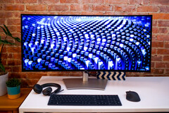 The U4025QW replaces the U4021QW as Dell's biggest UltraSharp curved monitor. (Image source: Dell)