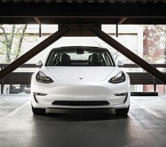 A Tesla Model 3. A new report reveals that EVs, including Teslas, depreciate faster than ICE (Image source: Charlie Deets on Unsplash)