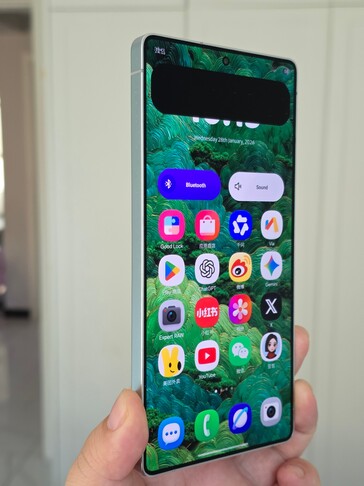 ... can be darkened for people nearby.