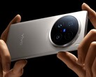 The first 35mm Zeiss flagship camera has been spotted at a certification body in China. (Image source: Vivo)