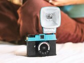 One roll = 72 photos (Image source: Lomography)