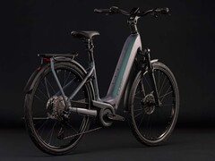 The Kathmandu Hybrid Pro 800 Wave 2027 is a new electric bicycle