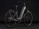 The Kathmandu Hybrid Pro 800 Wave 2027 is a new electric bicycle