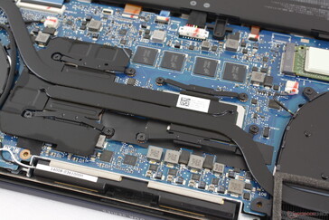 CPU and GPU share the same two heat pipes